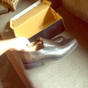 J. Ferrer men’s dark brown loafers size 11